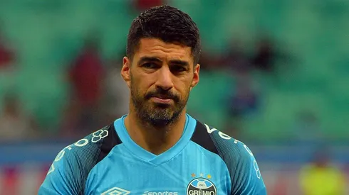 BA - SALVADOR - 04/07/2023 - COPA DO BRASIL 2023, BAHIA X GREMIO - Luis Suarez, jogador do Gremio durante aquecimento antes da partida contra o Bahia no estadio Arena Fonte Nova pelo campeonato Copa do Brasil 2023. Foto: Walmir Cirne/AGIF