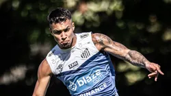 Foto: Raul Baretta/ Santos FC - Marcos Leonardo durante treinamento