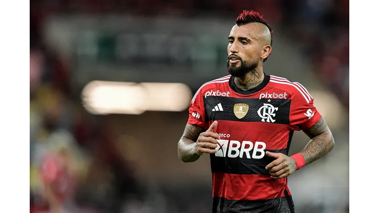 Foto: Thiago Ribeiro/AGIF- Medel jogou com Vidal pela Seleção do Chile