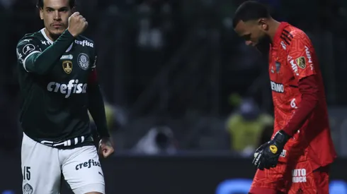 SP – Sao Paulo – 10/08/2022 – LIBERTADORES 2022, PALMEIRAS X ATLETICO-MG – Gustavo Gomez jogador do Palmeiras comemora gol marcado de penalti em decisao durante partida contra o Atletico-MG no estadio Arena Allianz Parque pelo campeonato Copa Libertadores 2022. Foto: Ettore Chiereguini/AGIF