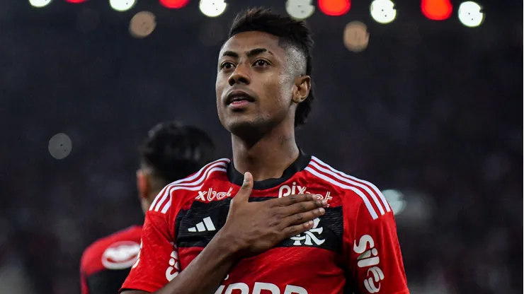 RJ - RIO DE JANEIRO - 05/07/2023 - COPA DO BRASIL 2023, FLAMENGO X ATHLETICO-PR - Bruno Henrique jogador do Flamengo comemora seu gol durante partida contra o Athletico-PR no estadio Maracana pelo campeonato Copa do Brasil 2023. Foto: Thiago Ribeiro/AGIF