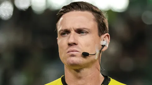 PR - CURITIBA - 11/05/2023 - BRASILEIRO A 2023, CORITIBA X VASCO - O arbitro Ramon Abatti Abel durante partida entre Coritiba e Vasco no estadio Couto Pereira pelo campeonato BRASILEIRO A 2023. Foto: Robson Mafra/AGIF
