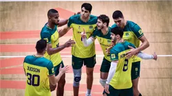 Bruninho passando instruções durante a partida contra a Itália. Foto: FIVB