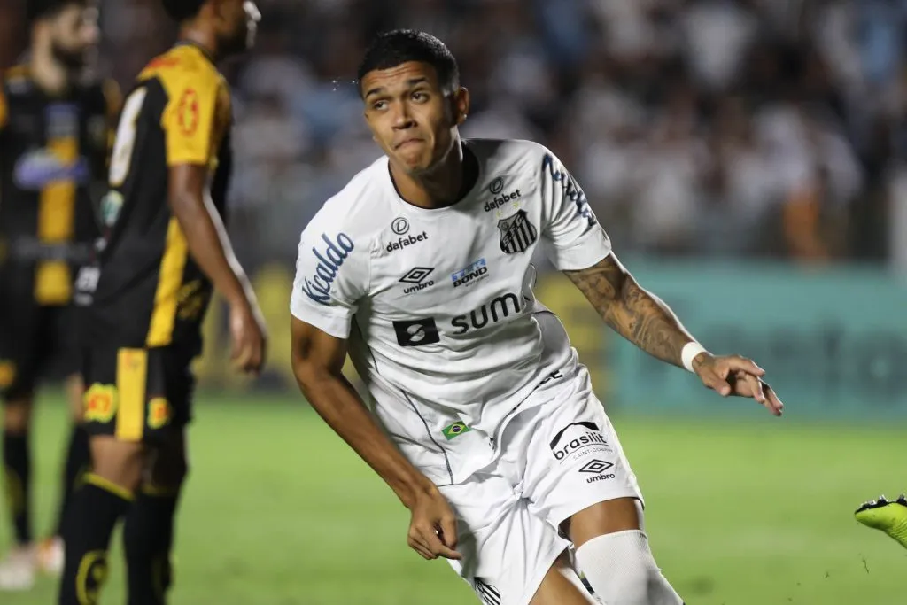 Foto: Pedro Ernesto Guerra Azevedo/Santos FC – Lucas Barbosa não vem agradando Turra e deve ser emprestado