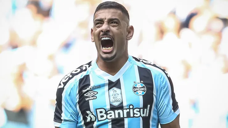 Diego Souza se despediu do Grêmio há quatro dias, mas pode estar próximo de novo clube no Brasil