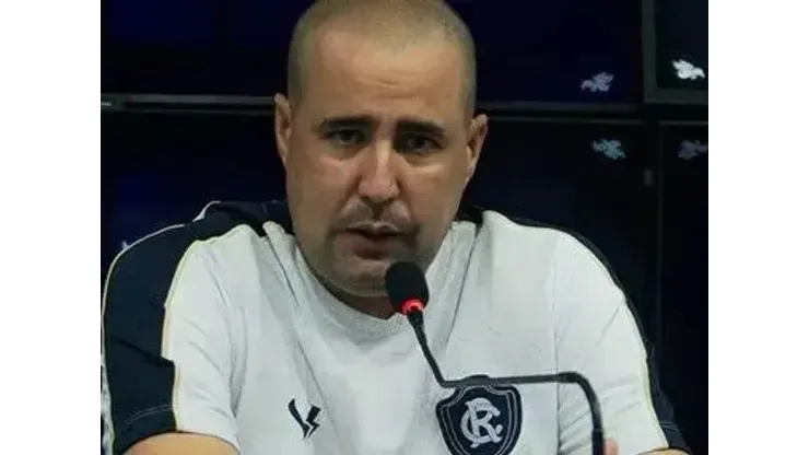 Foto: Samara Miranda/Remo- Ricardo Catalá tem seis desfalques