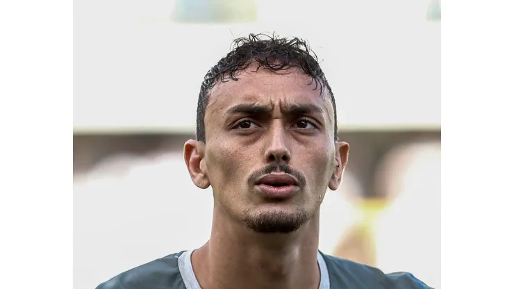 Pituca comunica decisão do seu futuro ao Kashima Antlers e informação agita os bastidores do Internacional