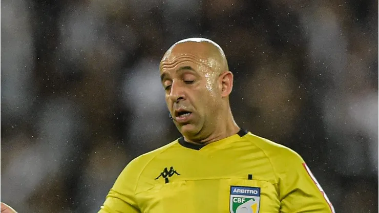 Foto: Thiago Ribeiro/AGIF - Jean Pierre sofre punição