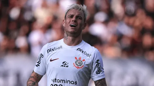 Ettore Chiereguini/AGIF - Roger Guedes, meia-atacante.