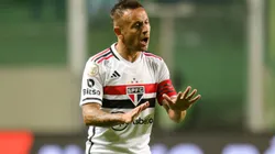 Foto: Gilson Lobo/AGIF- Rafinha não pretende se aposentar