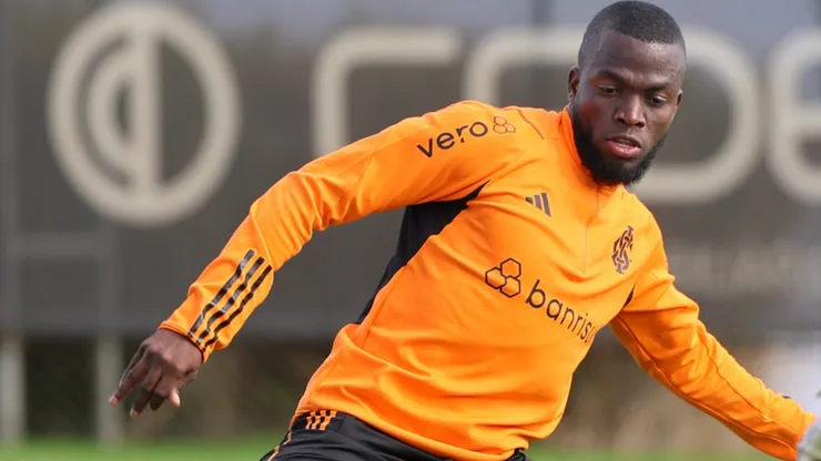 Foto: Ricardo Duarte/Internacional/Divulgação - Enner Valencia: atacante mandou recado à Mano no Inter