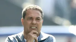 SP - SAO PAULO - 02/07/2023 - BRASILEIRO A 2023, CORINTHIANS X BRAGANTINO - Vanderlei Luxemburgo tecnico do Corinthians durante partida contra o Bragantino no estadio Arena Corinthians pelo campeonato Brasileiro A 2023. Foto: Marcello Zambrana/AGIF