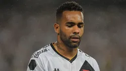 Alex Teixeira, jogador do Vasco, durante partida contra o Botafogo no Nilton Santos pelo Brasileirão 2023. Foto: Thiago Ribeiro/AGIF