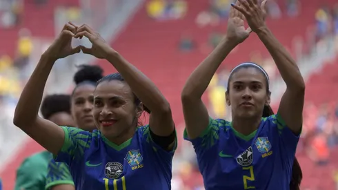 DF - BRASILIA - 02/07/2023 - AMISTOSO FEMININO, BRASIL X CHILE - Marta do Brasil comemora seu gol durante partida contra o Chile no estadio Mane Garrincha pelo campeonato Amistoso. Foto: HELIO MONTFERRE/AGIF