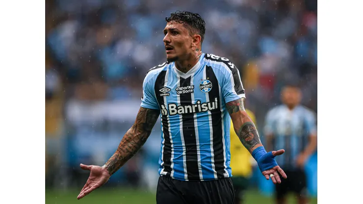 Maxi Franzoi/AGIF - Vina está sendo muito contestado pela torcida
