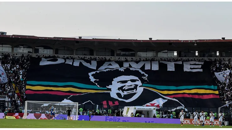 Torcida do Vasco durante partida contra Santos em São Januário pelo Brasileirão 2023. Foto: Thiago Ribeiro/AGIF