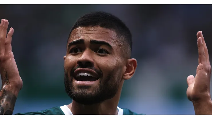 Foto: Ettore Chiereguini/AGIF - Bruno Tabata é frequentemente criticado por torcedores