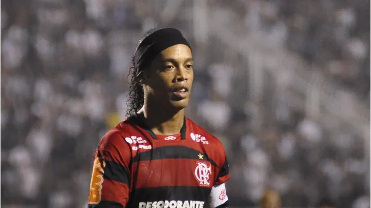 Foto: Levi Bianco/News Free - Ronaldinho em ação nos tempos de Fla