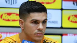 SP - Santos - 31/03/2022 - SANTOS F.C., APRESENTACAO RODRIGO FERNANDEZ Apresentacao de novo reforco para o Santos Futebol Clube Rodrigo Fernandez, realizada na tarde dessa quinta (31), na Vila Belmiro. Foto: Fernanda Luz/AGIF Foto: Fernanda Luz/AGIF