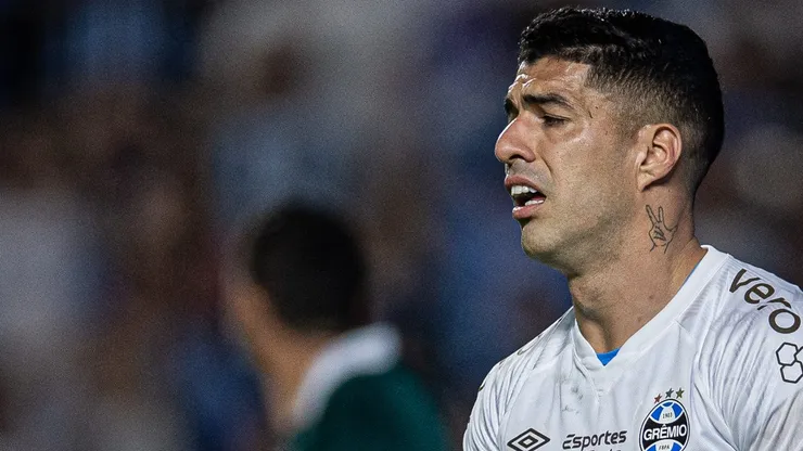 AC - GOIANIA - 30/07/2023 - BRASILEIRO A 2023, GOIAS X GREMIO - Suarez jogador do Gremio durante partida contra o Goias no estadio Serrinha pelo campeonato Brasileiro A 2023. Foto: Isabela Azine/AGIF