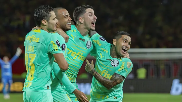Foto: Vizzor Imagem/AGIF - Palmeiras goleou no jogo de ida