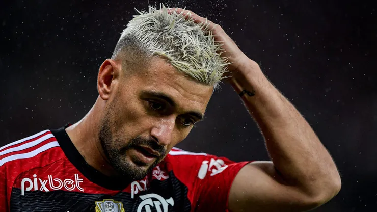 RJ - RIO DE JANEIRO - 26/08/2023 - BRASILEIRO A 2023, FLAMENGO X INTERNACIONAL - De Arrascaeta jogador do Flamengo durante partida contra o Internacional no estadio Maracana pelo campeonato Brasileiro A 2023. Foto: Thiago Ribeiro/AGIF