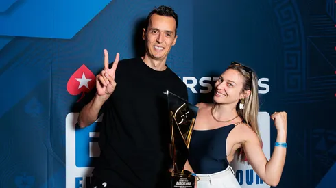 Goran MAndic levou o troféu de campeão do High Roller Estrellas (Foto: Divulgação/PokerStars)