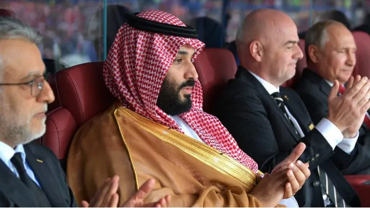 Dono do Newcastle é príncipe herdeiro da Arábia Saudita e pode contratar joia do Palmeiras - Foto: Pool/Getty Images)