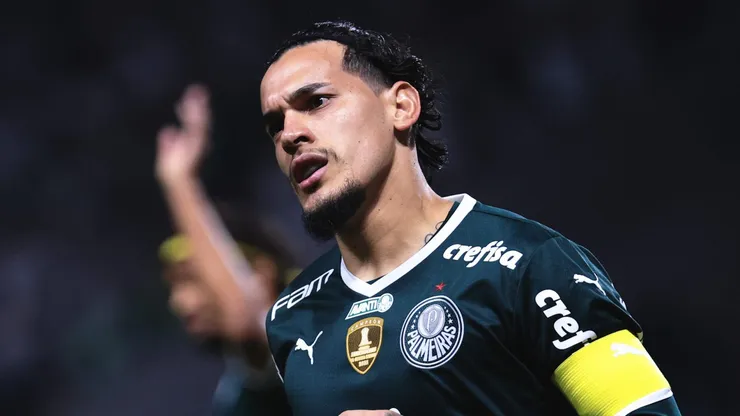 Gustavo Gómez deve ficar um tempo fora de ação no Palmeiras - Foto: Ettore Chiereguini/AGIF