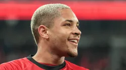 PR - CURITIBA - 27/08/2023 - BRASILEIRO A 2023, ATHLETICO-PR X FLUMINENSE - Vitor Roque jogador do Athletico-PR comemora seu gol durante partida contra o Fluminense no estadio Arena da Baixada pelo campeonato Brasileiro A 2023. Foto: Robson Mafra/AGIF