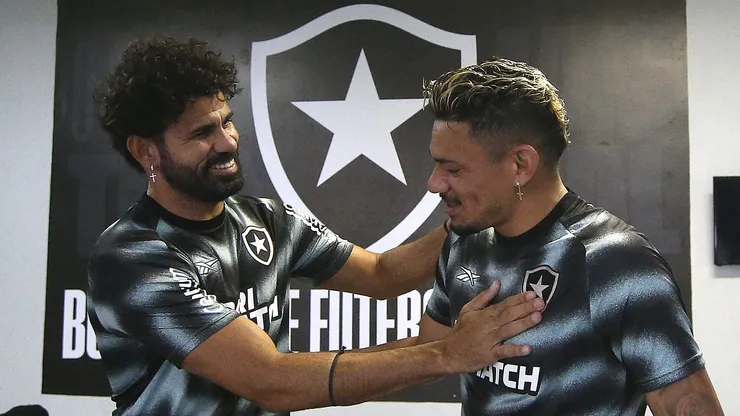 Bruno Lage entrega sobre briga de posição entre Diego Costa e Tiquinho Soares