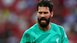 Yong Teck Lim/Getty Images - Alisson salvou o time de Klopp