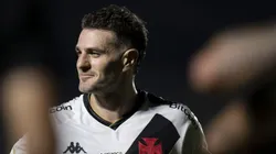 RJ - RIO DE JANEIRO - 06/08/2023 - BRASILEIRO A 2023, VASCO X GREMIO - Vegetti jogador do Vasco apos a partida contra o Gremio no estadio Sao Januario pelo campeonato Brasileiro A 2023. Foto: Jorge Rodrigues/AGIF