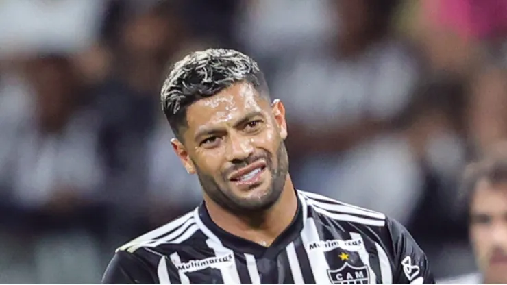 MG - BELO HORIZONTE - 02/08/2023 - LIBERTADORES 2023, ATLETICO-MG X PALMEIRAS - Hulk jogador do Atletico-MG reclama com a arbitragem durante partida contra o Palmeiras no estadio Mineirao pelo campeonato Libertadores 2023. Foto: Gilson Lobo/AGIF
