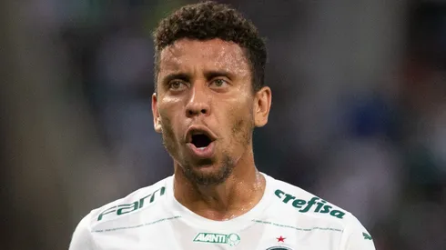 MT - Cuiaba - 06/11/2022 - BRASILEIRO A 2022, CUIABA X PALMEIRAS - Marcos Rocha jogador do Palmeiras reclama com a arbitragem durante partida contra o Cuiaba no estAdio Arena Pantanal pelo campeonato Brasileiro A 2022. Foto: Gil Gomes/AGIF