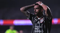SP - SAO PAULO - 16/08/2023 - COPA DO BRASIL 2023, SAO PAULO X CORINTHIANS - Renato Augusto jogador do Corinthians lamenta chance perdida durante partida contra o Sao Paulo no estadio Morumbi pelo campeonato Copa do Brasil 2023. Foto: Ettore Chiereguini/AGIF