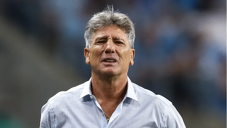 Foto: Pedro H. Tesch/AGIF - Renato Portaluppi tecnico do Gremio durante partida contra o Internacional no estadio Arena do Gremio pelo campeonato Gaucho 2023.