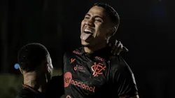 Foto: Victor Ferreira/ECVitória - Zé Hugo, atacante do time baiano