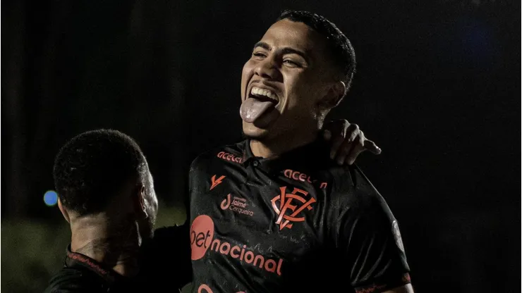 Foto: Victor Ferreira/ECVitória - Zé Hugo, atacante do time baiano