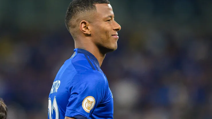 MG - BELO HORIZONTE - 06/08/2023 - BRASILEIRO A 2023, CRUZEIRO X BOTAFOGO - Arthur Gomes jogador do Cruzeiro durante partida contra o Botafogo no estadio Mineirao pelo campeonato Brasileiro A 2023. Foto: Alessandra Torres/AGIF