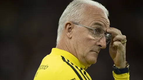 RJ - Rio de Janeiro - 02/11/2022 - BRASILEIRO A 2022, FLAMENGO X CORINTHIANS - Dorival Junior tecnico do Flamengo durante partida contra o Corinthians no estadio Maracana pelo campeonato Brasileiro A 2022. Foto: Jorge Rodrigues/AGIF