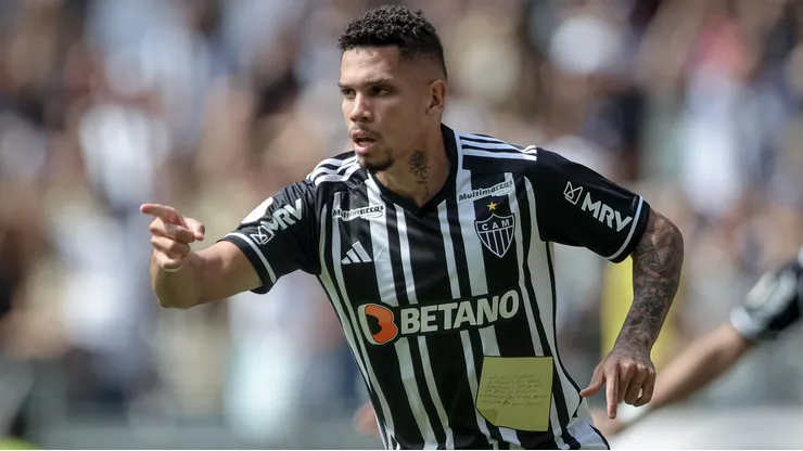 Paulinho marcou 16 gols até aqui em 2023 e tem contrato por mais quatro temporadas