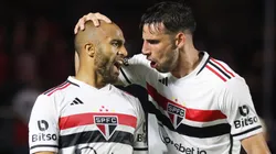 Foto: Nilton Fukuda / saopaulofc.net / Divulgação - Lucas e Calleri: meia e atacante foram titulares no Equador