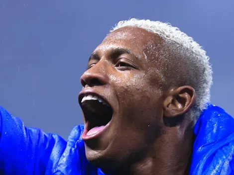 Time de Danilo na Inglaterra fica perto de fisgar sonho perdido por Barros no Palmeiras