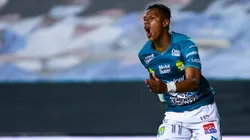 LEON, MEXICO - DECEMBER 13: Yairo Moreno of Leon celebrates after scoring his team's second goal during the Final second leg match between Leon and Pumas UNAM as part of the Torneo Guard1anes 2020 Liga MX at Leon Stadium on December 13, 2020 in Leon, Mexico. (Photo by Leopoldo Smith/Getty Images)