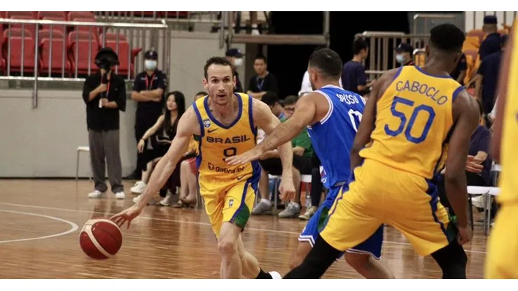 Brasil enfrentando a Itália em amistoso. Foto: CBB