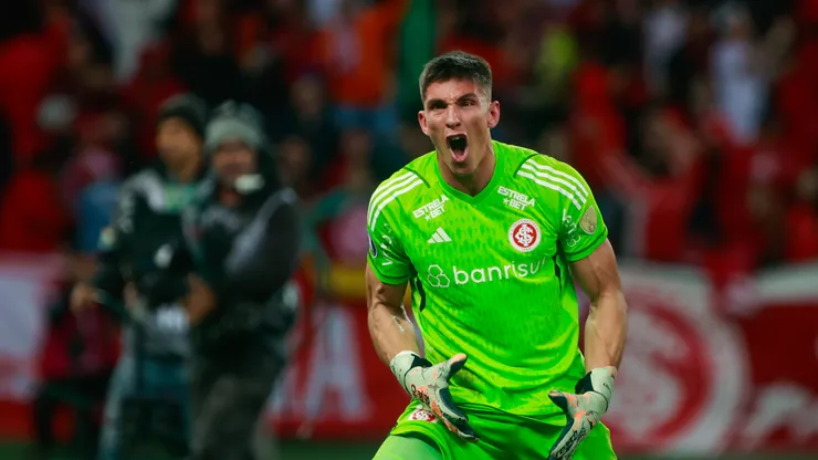 Foto: Luiz Erbes/AGIF - Rochet: goleiro do Inter mandou recado para Luis Suárez