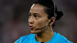Foto: Thiago Ribeiro/AGIF - A árbitra Edina Alves Batista voltou a aparecer no caminho do Flamengo