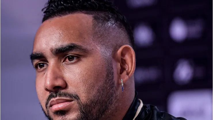 RJ - RIO DE JANEIRO - 18/08/2023 - VASCO, APRESENTACAO DIMITRI PAYET - Dimitri Payet fala aos jornalista durante sua apresentacao oficial como jogador do [EQUIPE] em coletiva de imprensa realizada no Sao Januario. Foto: Thiago Ribeiro/AGIF