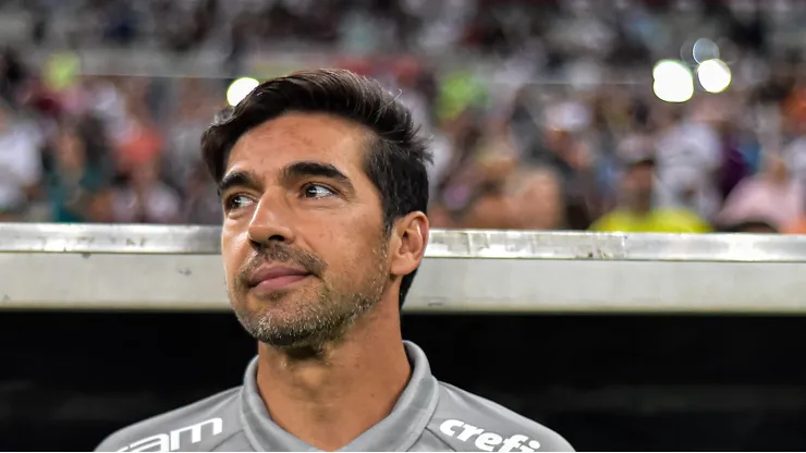 RJ - RIO DE JANEIRO - 05/08/2023 - BRASILEIRO A 2023, FLUMINENSE X PALMEIRAS - Abel Ferreira tecnico do Palmeiras durante partida contra o Fluminense no estadio Maracana pelo campeonato Brasileiro A 2023. Foto: Thiago Ribeiro/AGIF